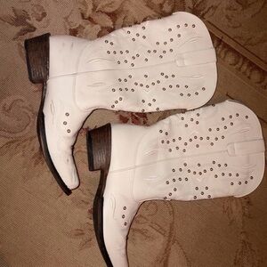 Riley Pearl Faux Leather Chic Cream Heeled Boots